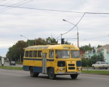 Комунальники намагалися віддати мільйони за російські автобуси
