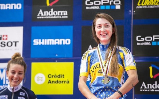 Украинская велосипедистка завоевала бронзу на этапе Кубка мира по маунтинбайку

