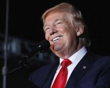 Трамп зайнявся благодійністю, але не для бідних