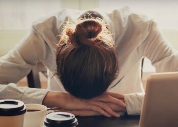 Мігрень. Фото: кадр з Youtube