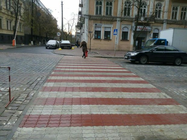 Киевляне наконец получат безопасные пешеходные переходы, но только в одном районе