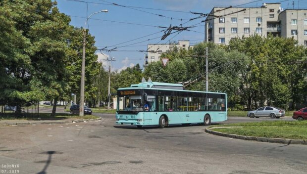 15 мільйонів в борг: Садовий пересадить львів'ян на "золоті" тролейбуси