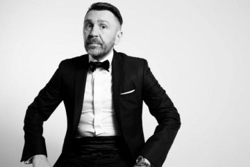 Есть вопросы: Шнуров одним поцелуем заставил всю страну себя ненавидеть