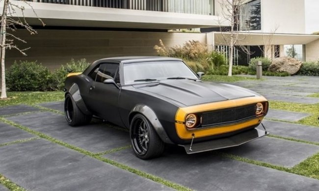 На аукціоні продадуть унікальний автомобіль з «Трансформерів»