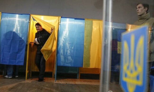 Стартували вибори в Маріуполі і Красноармійську
