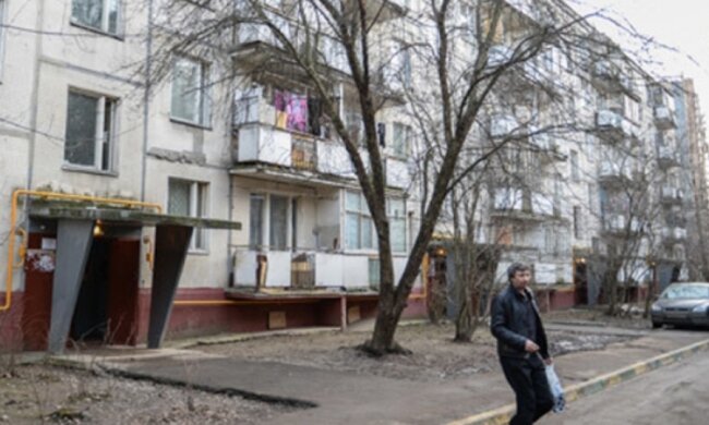 Відомий актор викинувся з вікна