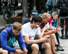 Блокировка ВКонтакте и прочего хлама: как за год изменилась жизнь украинцев