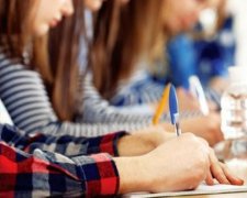 Минобразования изменило расписание вступительной кампании в вузы