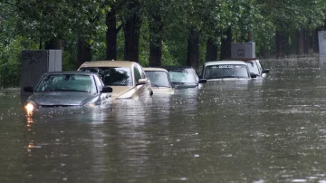 Літо скасовується: Україна йде під воду, фото немислимих руйнувань