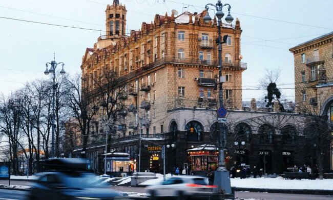 Київ, авто, фото із соцмереж