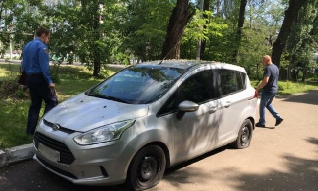 Невідомі напали на автівку лідерки фракції "БПП" 