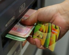 Кабмін обнадіяв українців прогнозом по зарплаті