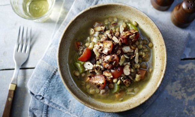 Тушеная чечевица с миндалем: полезный и вкусный рецепт