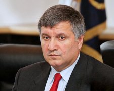 "Укрбурштин" незаконно присваивает 2,6 тонн янтаря" - Аваков