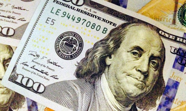 Долару виповнився 241 рік: як з'явилася світова валюта