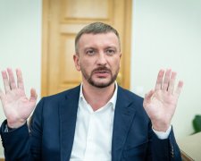 Годами дурил полицию: мастер конспирации Петренко погорел на "левых" номерах