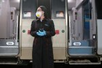 Укрзализныця "наказала" за протест против карантина целые города: поезда отменили, что делать с билетами