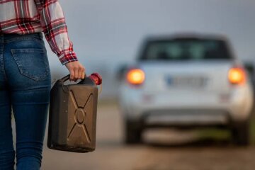 Каністра бензину / фото: depositphotos