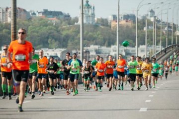 Готуємось до міжнародного півмарафону: в Києві перекриють ряд вулиць