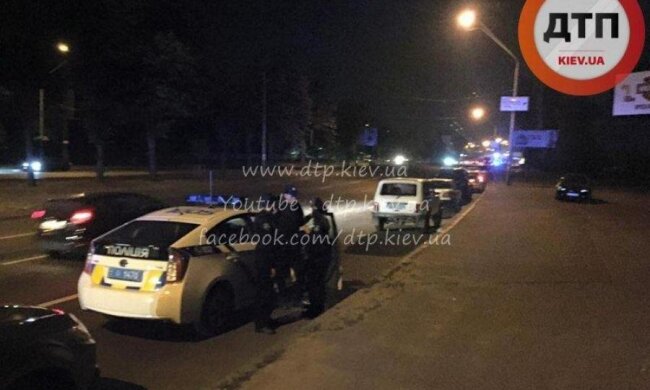 В столичном парке расстреляли двух человек, - СМИ