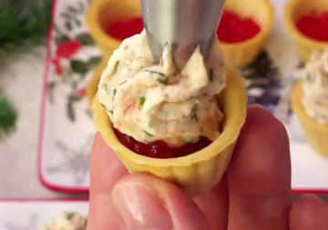 Икорные шапочки, кадр из видео