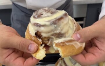 Синабоны с нежным творожным кремом: фото скрин рецепта