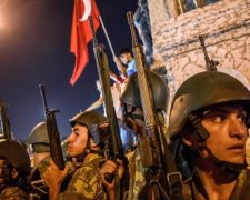 Турція звільнила солдатів-бунтівників