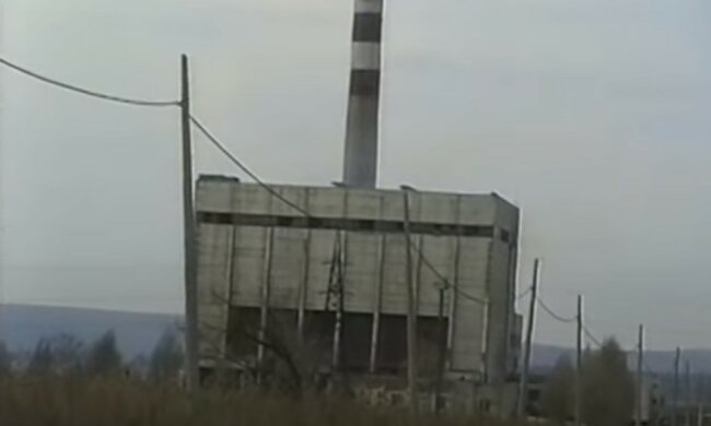 старый завод, скриншот из видео