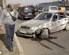 Легковик на повній швидкості збив на смерть мотоцикліста в Одесі (фото)