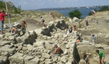 Оккупанты заврались о британских археологах в Крыму