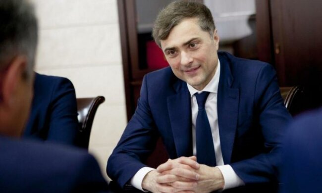 Стало відомо, ким Путін замінить Суркова
