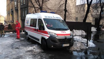 Звіряче убивство в Києві: у затопленому підвалі знайшли закривавлений труп, фото 18+