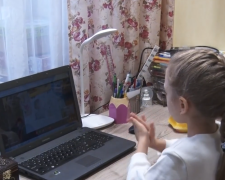 Робоче місце школяра. Фото: скрін youtube