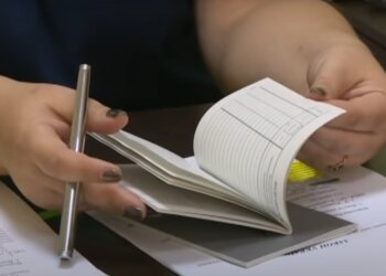 Скрін, відео YouTube трудова книжка