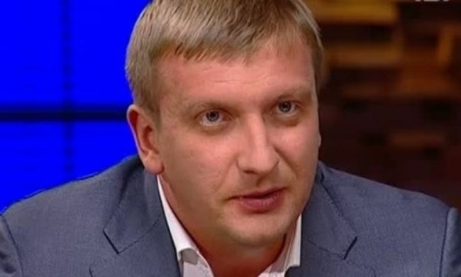 Петренко успокил жителей переименованых городов