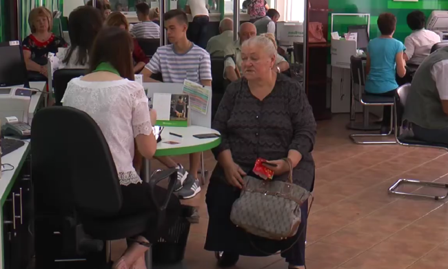 Пенсіонерка. Фото: скрін youtube