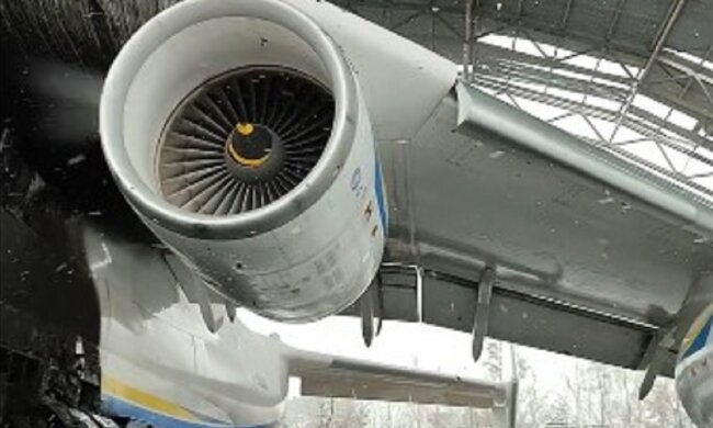 Згорілий Ан-225 "Мрія" в Гостомелі подав ознаки "життя": хоче знову літати в небі