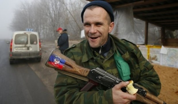 Російські військові в "ДНР" пиячать напоказ - щоб звільняли