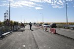 Горе-мости Кличка томляться один за одним: слідом за "скляною гордістю" репнув Південний, - кадри комунального Апокаліпсису