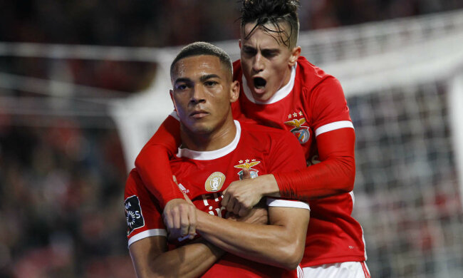 "Бенфика" объявила заявку на матч с "Шахтером", slbenfica.pt