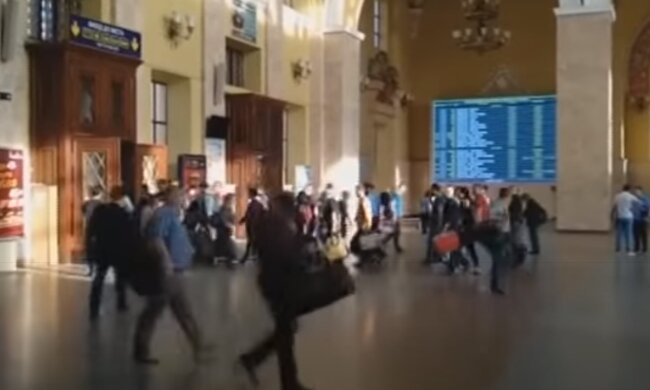 В Харькове запустили электрички, но уехать в другой город не так просто
