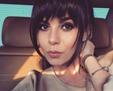 Настя Каменських "забула" спідницю та показала найпотаємніше: фото
