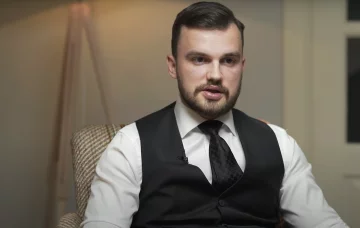 Евгений Пронин, скриншот из видео