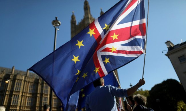 Британія залишається в ЄС: голосування по Brexit з тріском провалилося