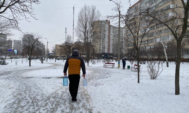 Зима, снег. фото: Знай.ua