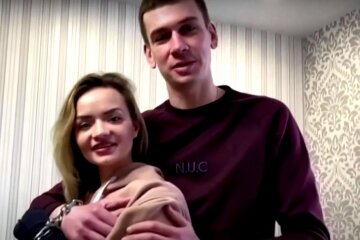 Прикута ланцюгом пара харків'ян промучилась пліч-о-пліч місяць: "Часто сваримося"