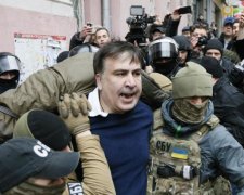 Дело Саакашвили: киевский суд окружили силовики