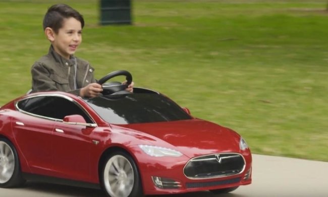 Навесні з'явиться Tesla Model S для дітей