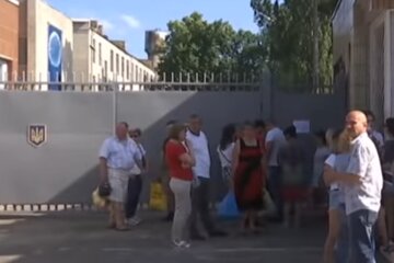 Скрин, видео YouTube военкомат