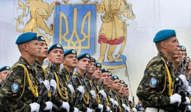 Кожен 12-й українець добровільно йде на фронт